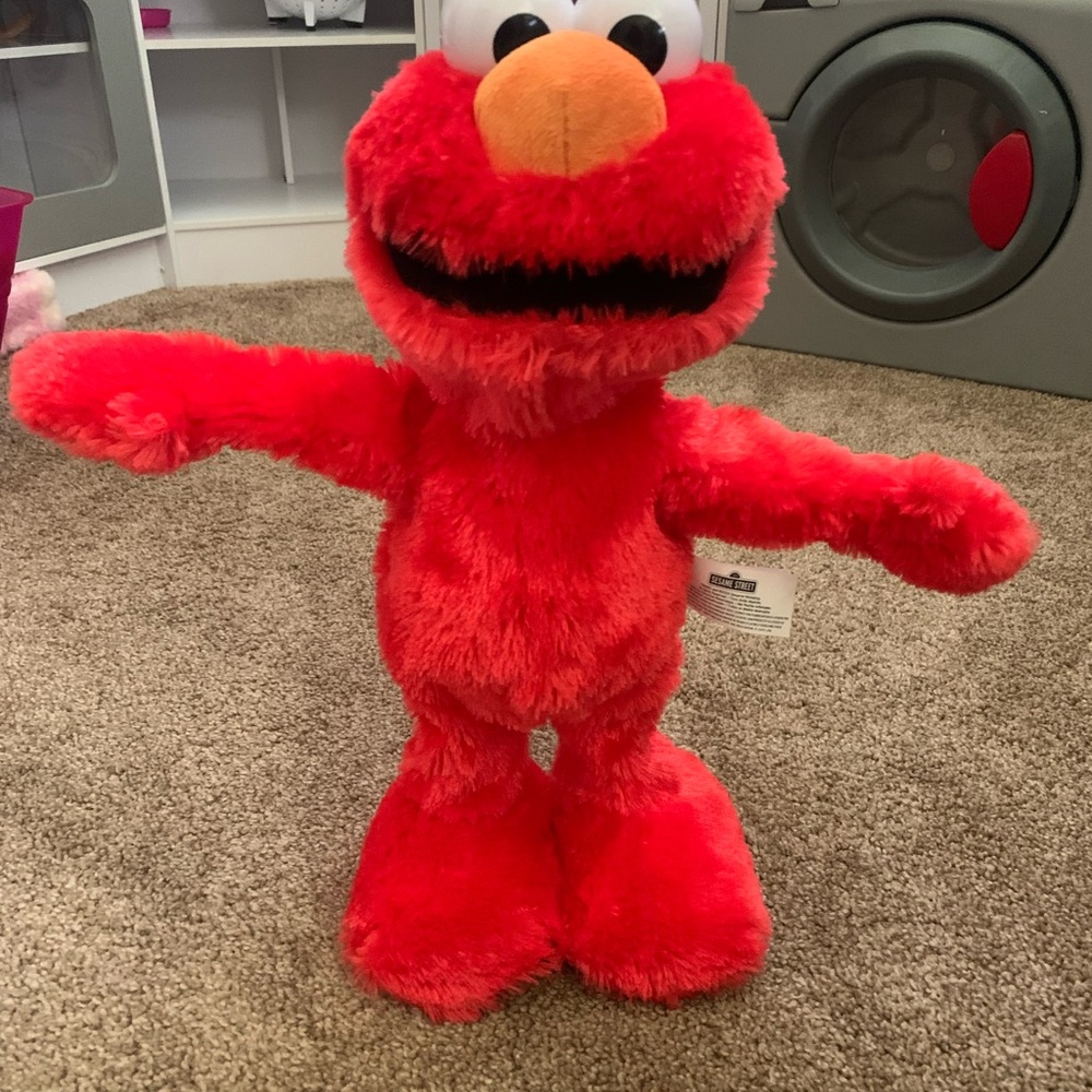 Sesame Street Elmo Slide Singing Plush - Bright Red